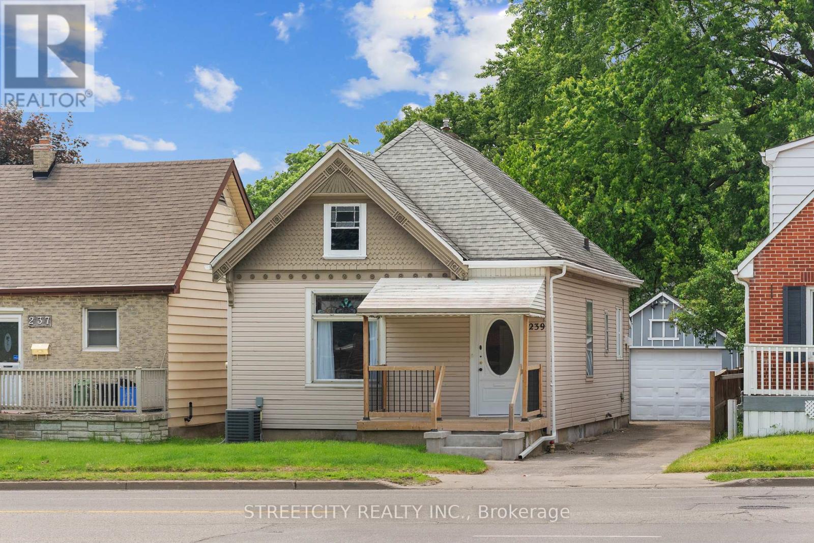 239 Highbury Avenue, London East, Ontario  N5Z 2W8 - Photo 2 - X12894784