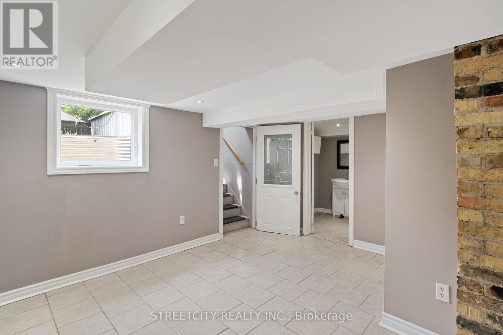 239 Highbury Avenue, London East, Ontario  N5Z 2W8 - Photo 26 - X12894784