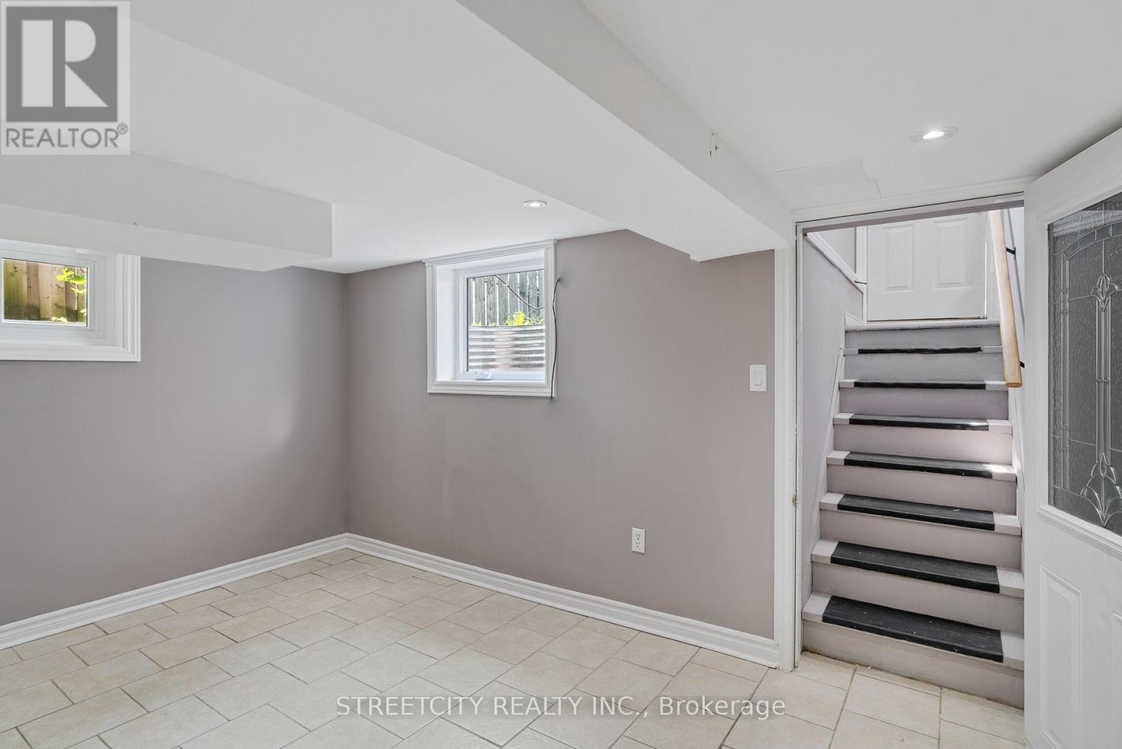 239 Highbury Avenue, London East, Ontario  N5Z 2W8 - Photo 27 - X12894784