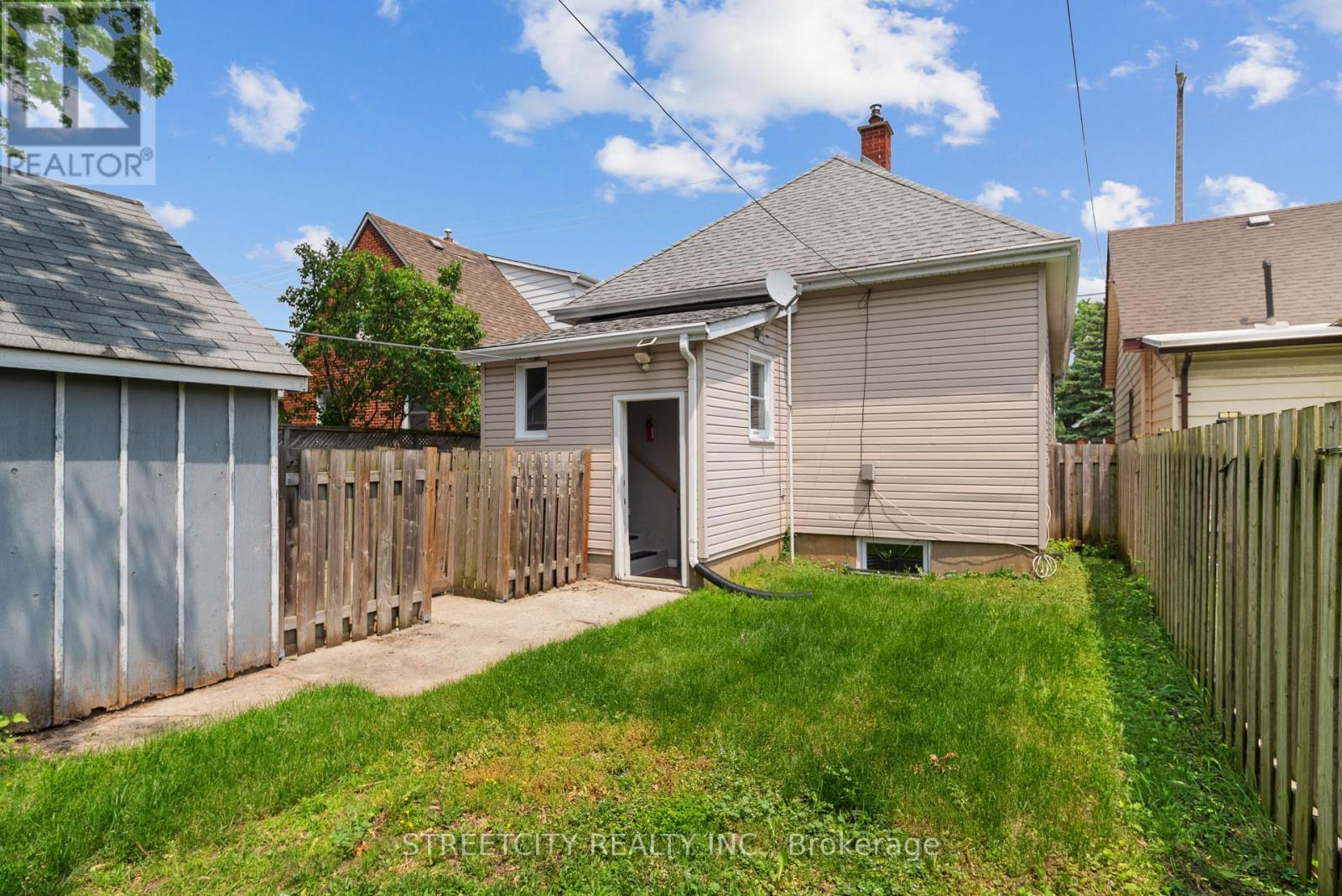 239 Highbury Avenue, London East, Ontario  N5Z 2W8 - Photo 38 - X12894784