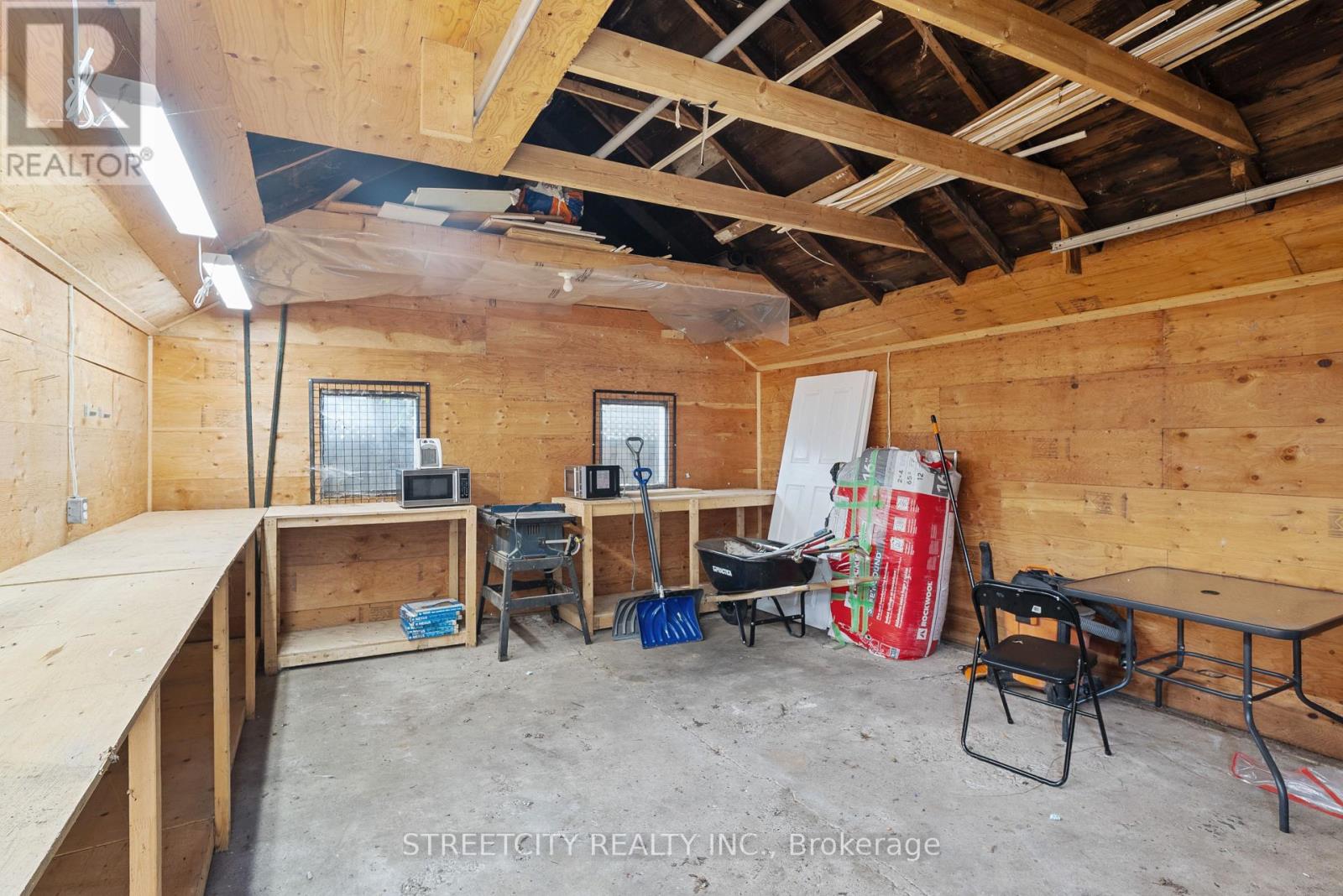 239 Highbury Avenue, London East, Ontario  N5Z 2W8 - Photo 39 - X12894784