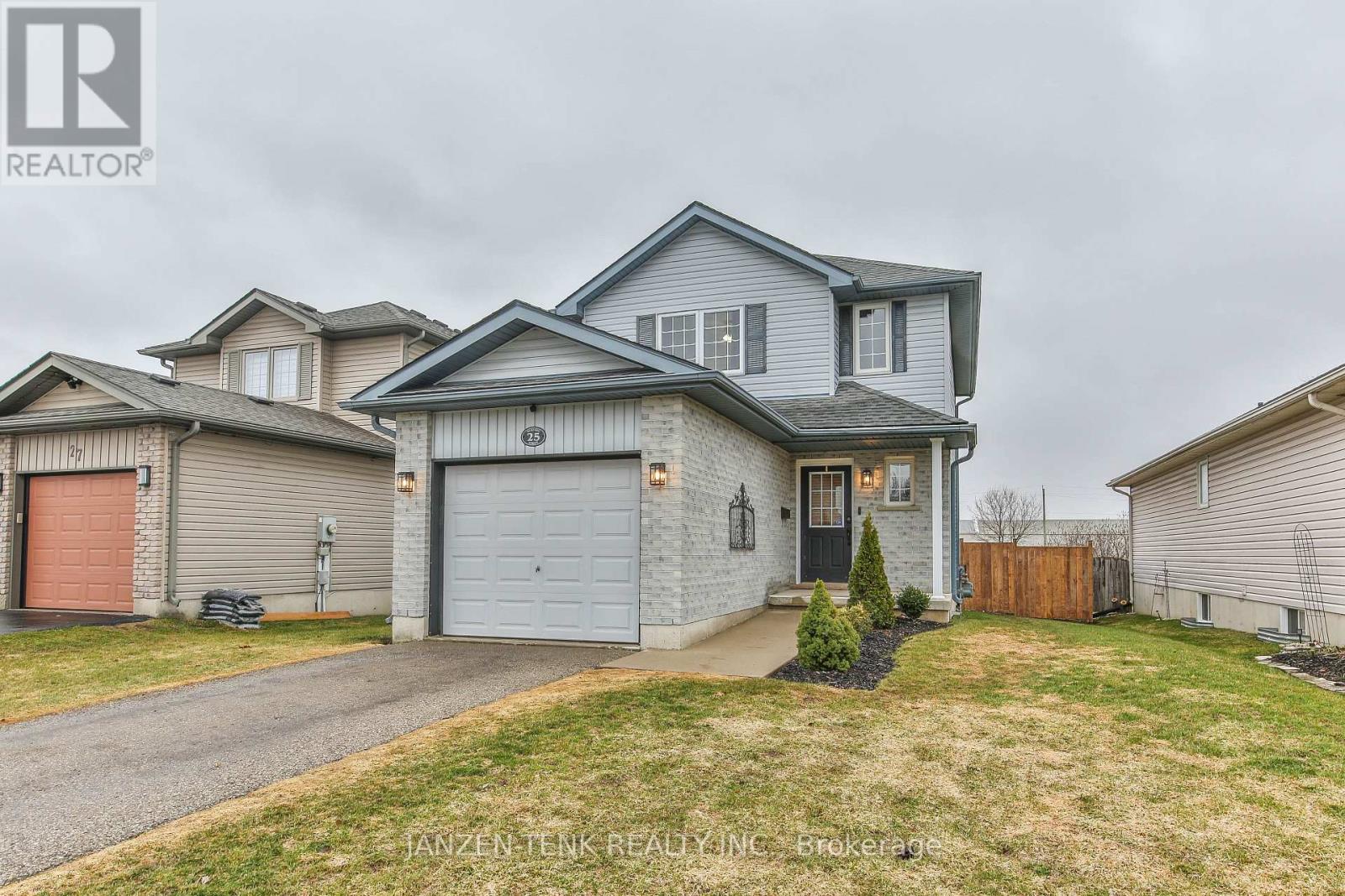 25 HERFORD STREET, tillsonburg, Ontario