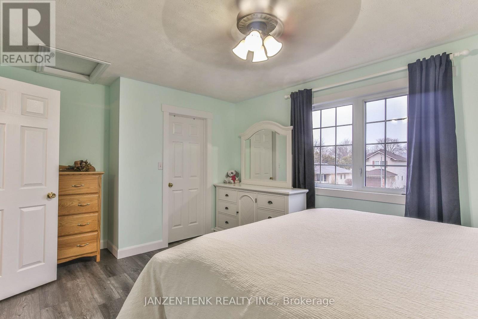 25 Herford Street, Tillsonburg, Ontario  N4G 4V1 - Photo 14 - X12894888