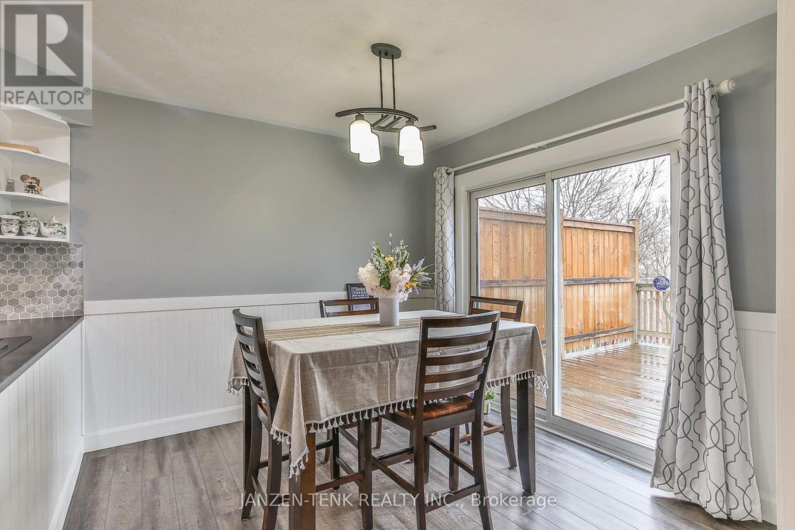 25 Herford Street, Tillsonburg, Ontario  N4G 4V1 - Photo 8 - X12894888