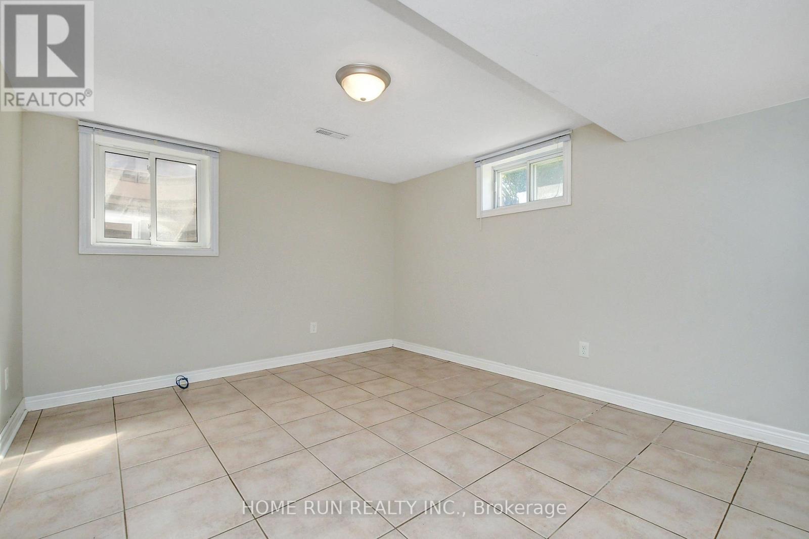 524 Braydon Avenue, Ottawa, Ontario  K1G 0W8 - Photo 18 - X12894740