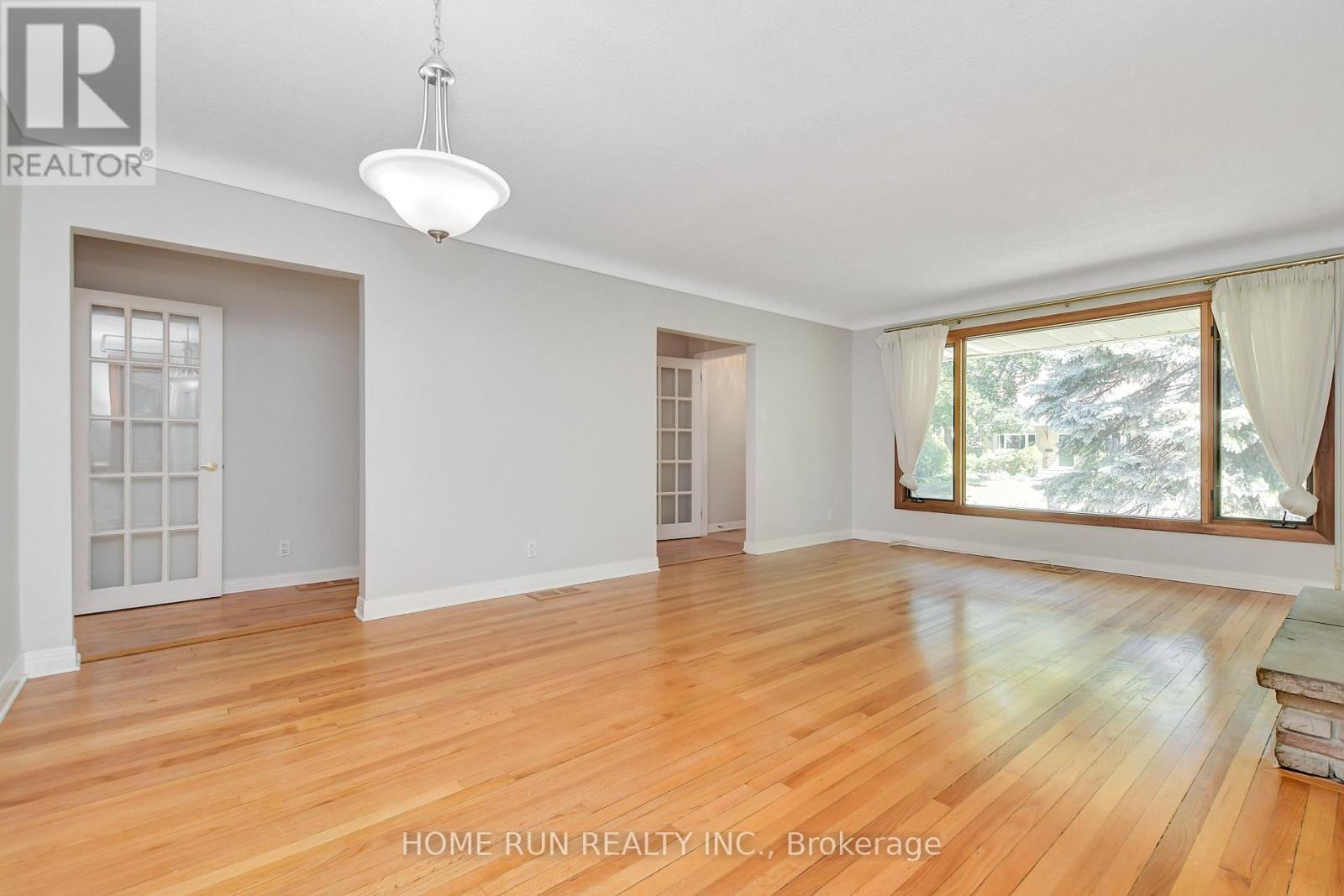 524 Braydon Avenue, Ottawa, Ontario  K1G 0W8 - Photo 8 - X12894740