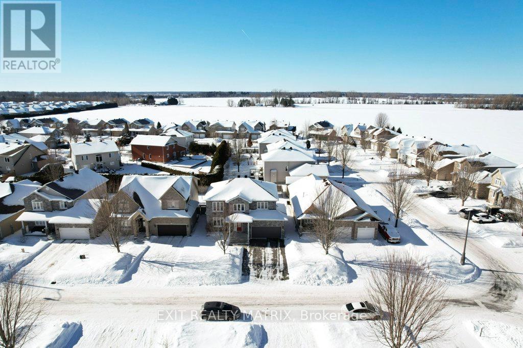 106 Cobblestone Drive, Russell, Ontario  K4R 0B2 - Photo 33 - X12894758