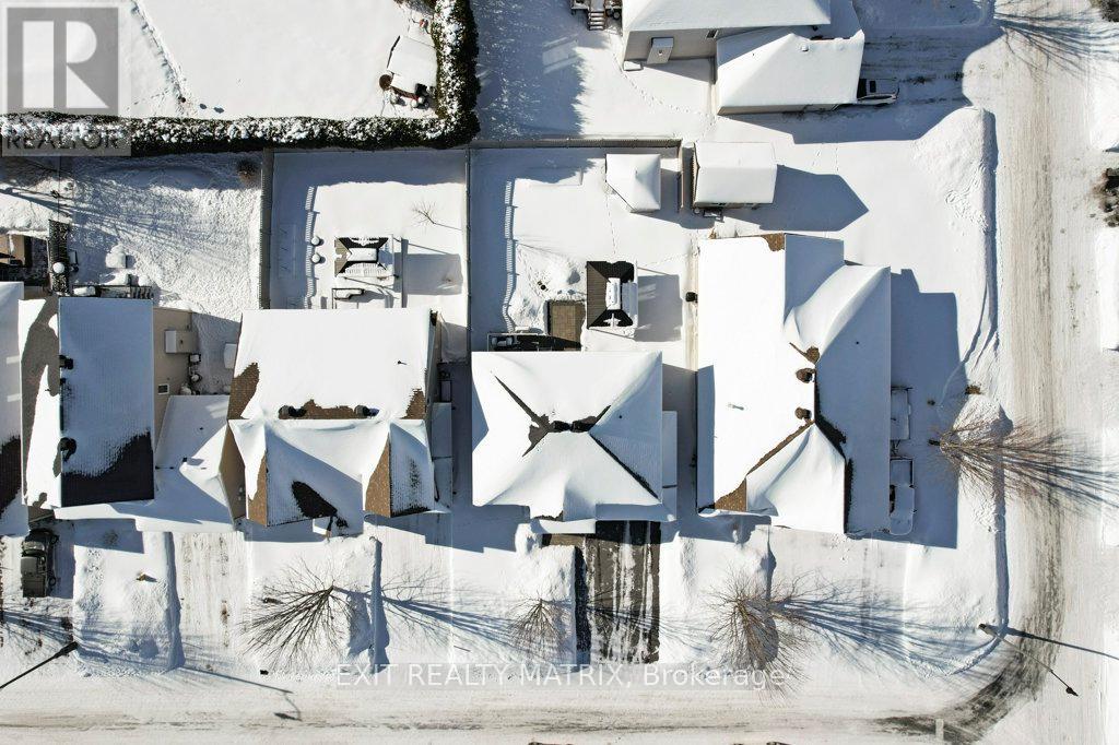 106 Cobblestone Drive, Russell, Ontario  K4R 0B2 - Photo 34 - X12894758