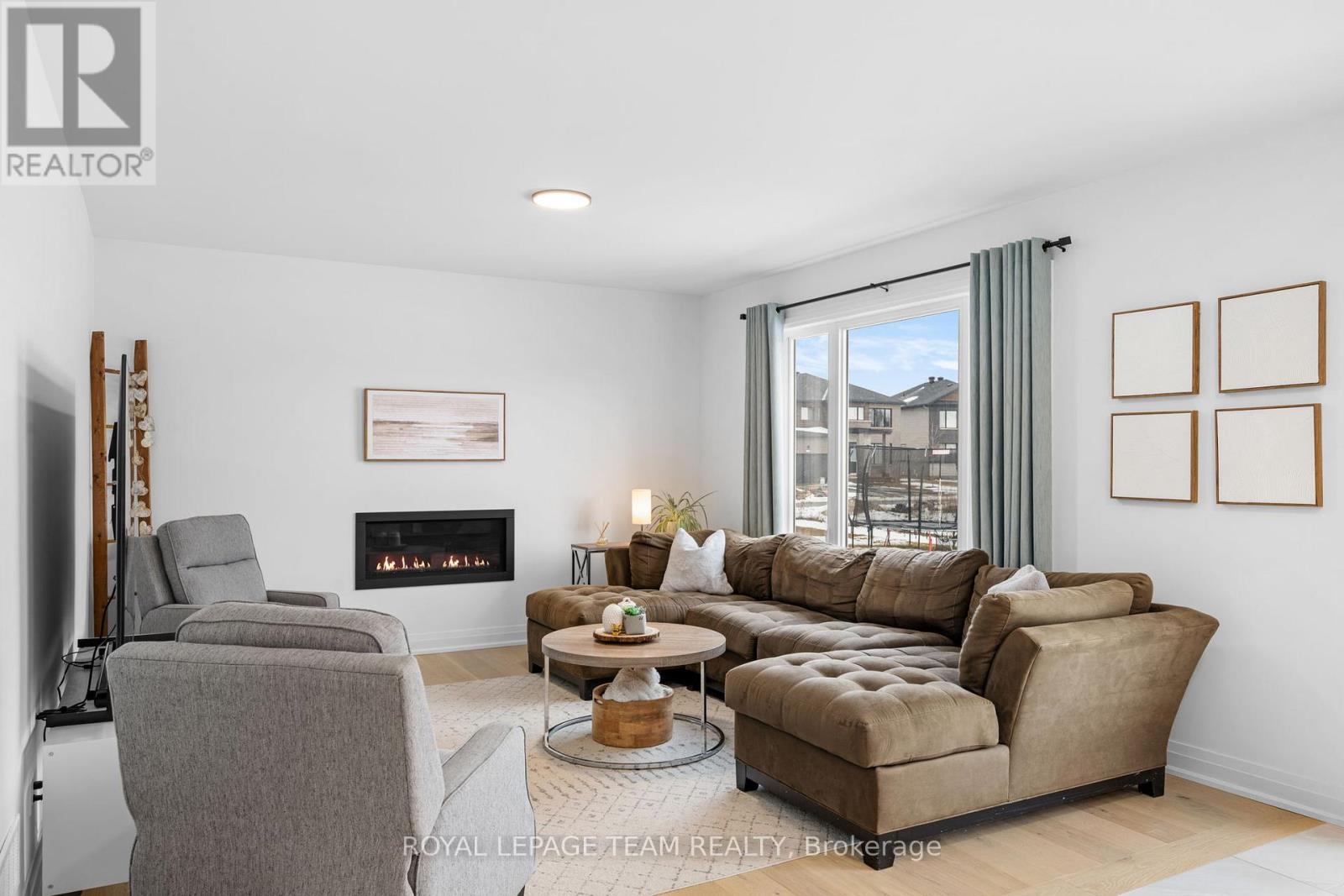 437 Fleet Canuck Private, Ottawa, Ontario  K0A 1L0 - Photo 11 - X12894840