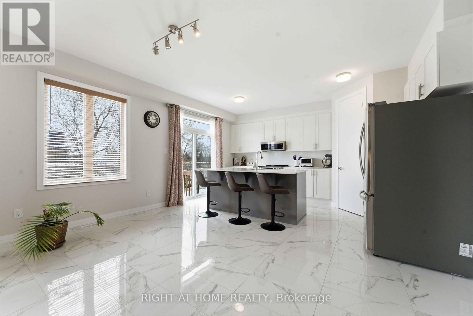 643 Terrier Circle, Ottawa, Ontario  K0A 2Z0 - Photo 12 - X12894886