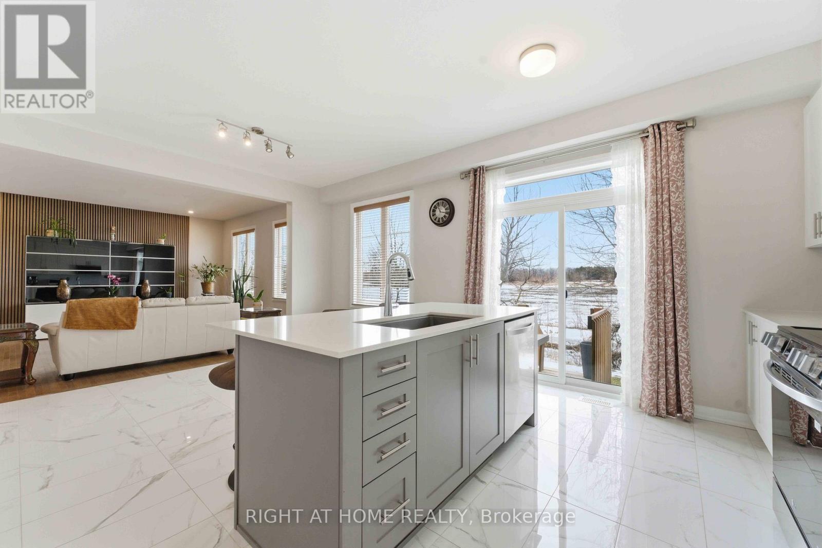 643 Terrier Circle, Ottawa, Ontario  K0A 2Z0 - Photo 14 - X12894886