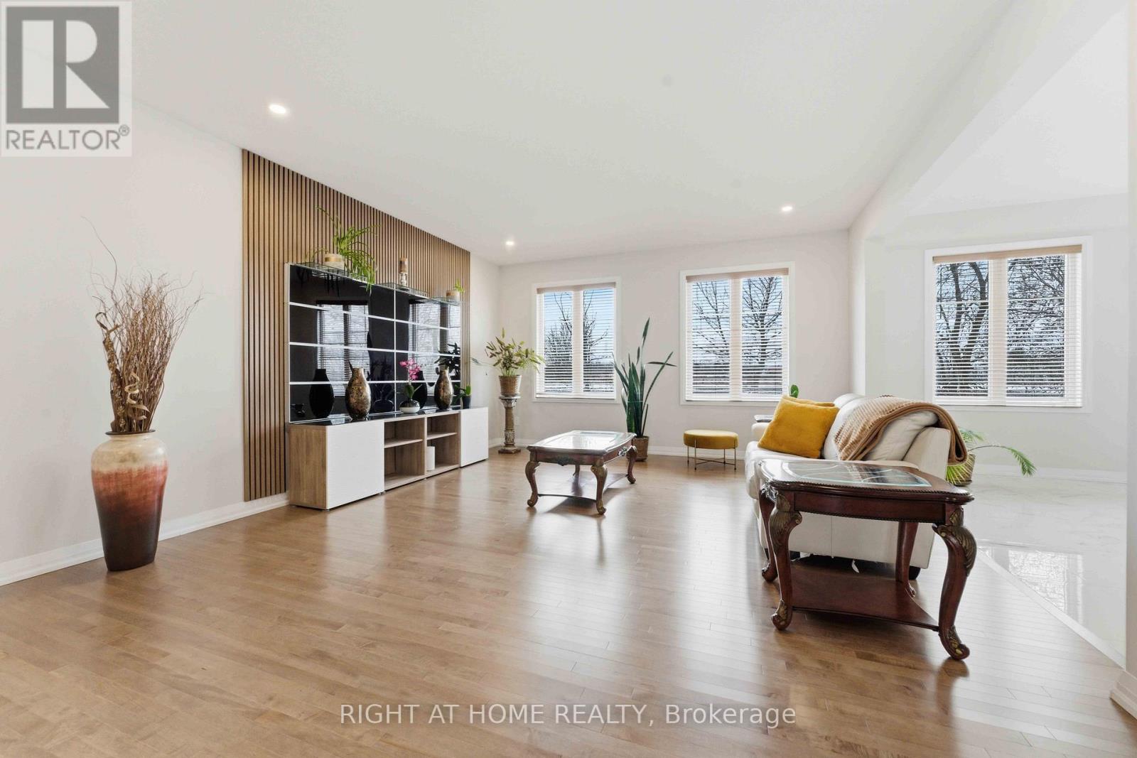 643 Terrier Circle, Ottawa, Ontario  K0A 2Z0 - Photo 8 - X12894886