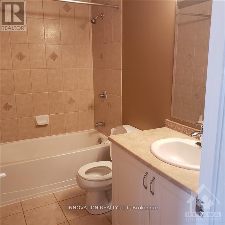 236 Flamborough Way, Ottawa, Ontario  K2W 1J7 - Photo 10 - X12894912