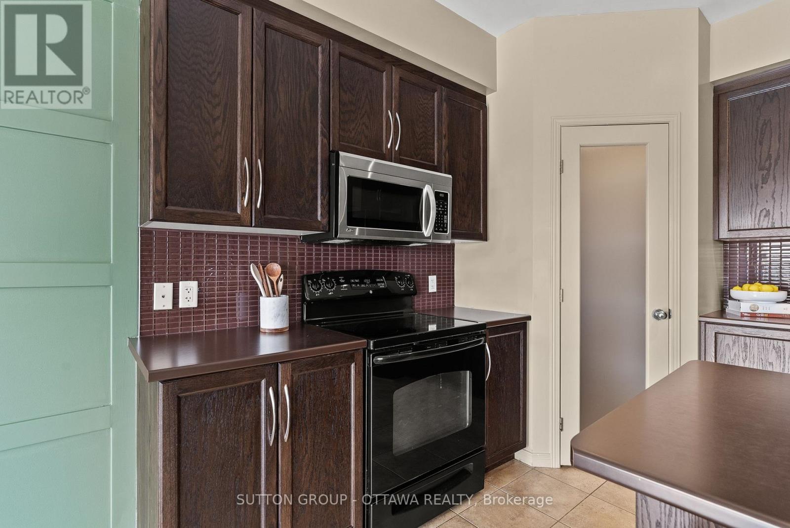 1107 Fieldfair Way, Ottawa, Ontario  K4A 0E1 - Photo 8 - X12894924