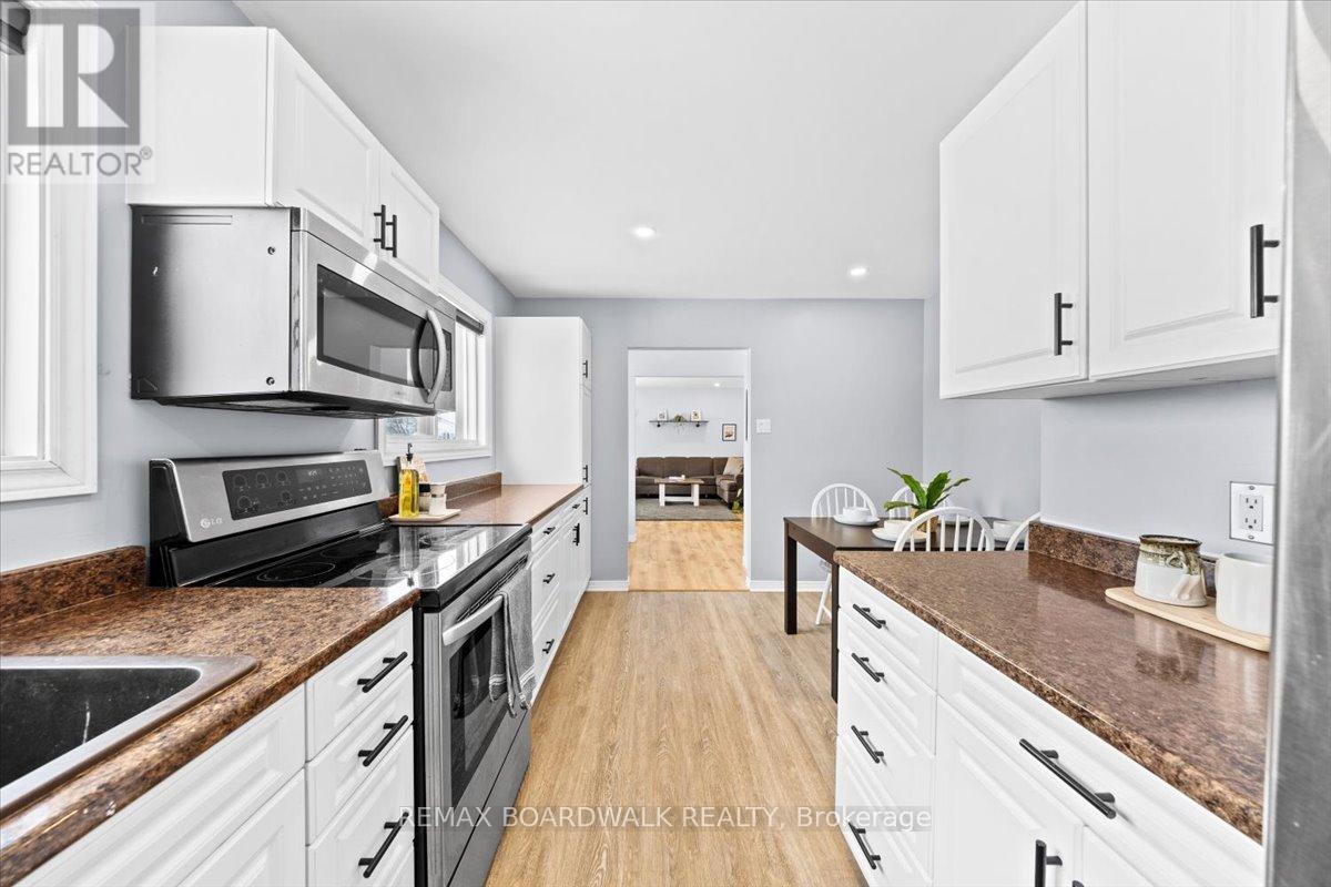 789 Fifth Street, Renfrew, Ontario  K7V 1G3 - Photo 11 - X12894940