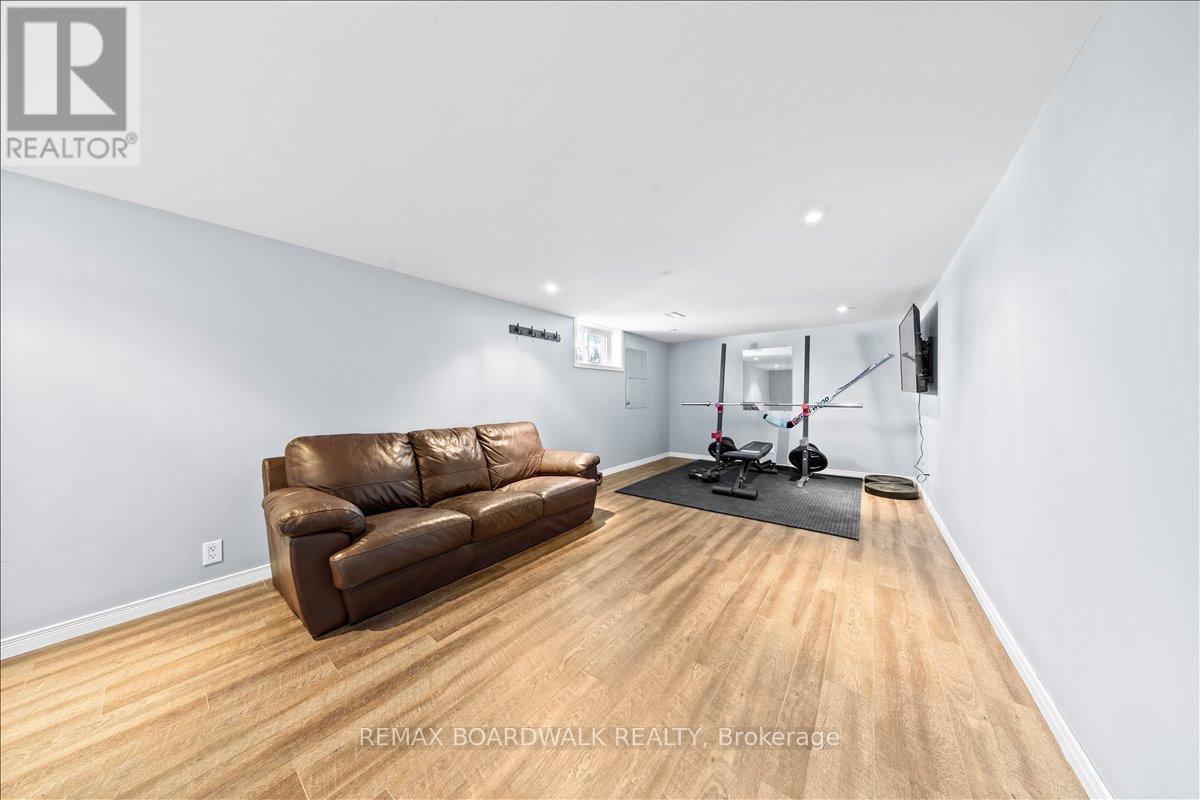 789 Fifth Street, Renfrew, Ontario  K7V 1G3 - Photo 22 - X12894940