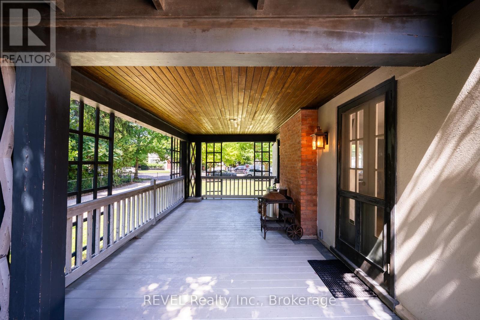 166 Queen Street, Niagara-On-The-Lake, Ontario  L0S 1J0 - Photo 41 - X12894706