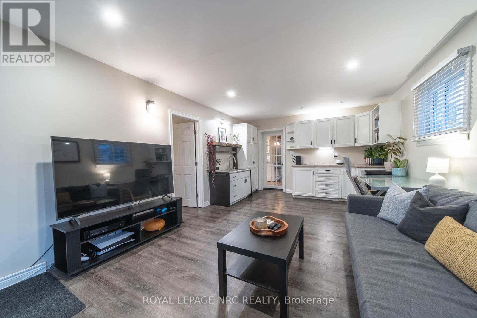 5717 Morden Drive, Niagara Falls, Ontario  L2E 3C6 - Photo 15 - X12894766