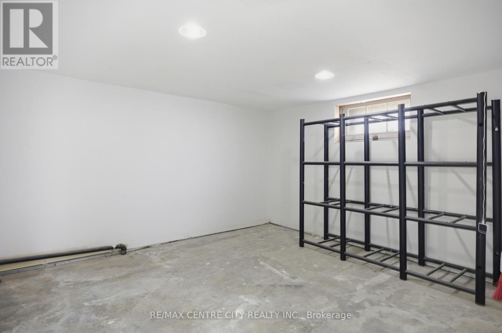 Photo 21 of 32 for 70 Main Street