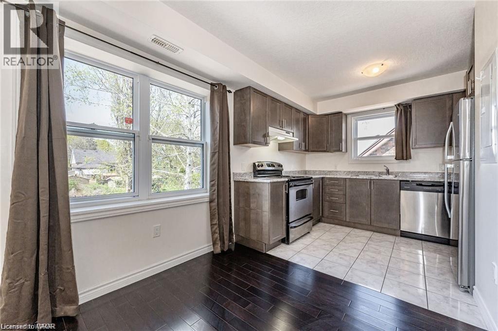 37 Edna Street Unit# B, Kitchener, Ontario  N2H 2E2 - Photo 2 - 40813148