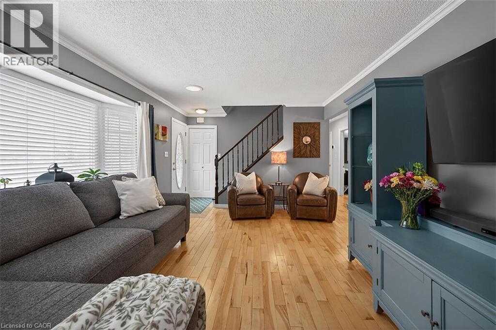 33 Abraham Drive, Niagara Falls, Ontario  L2M 6K7 - Photo 6 - 40812787