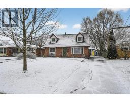 33 ABRAHAM Drive, Niagara Falls, Ontario