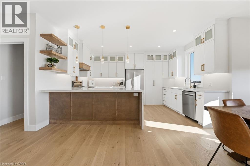 Photo 9 of 31 for 48 Rebecca Drive