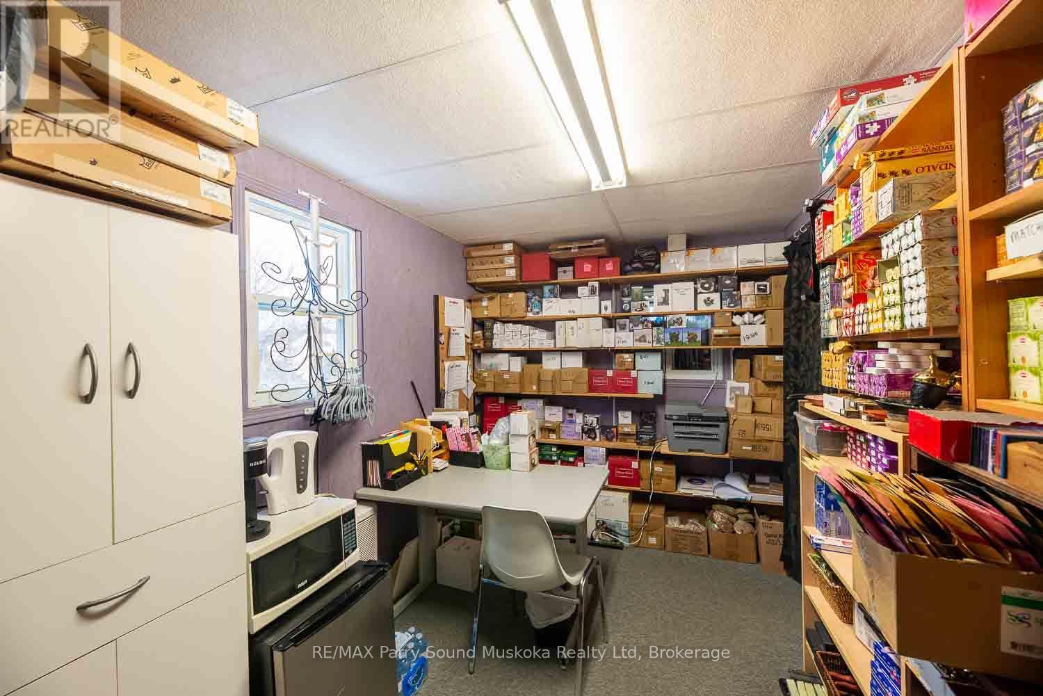 156 Ontario Street, Burk's Falls, Ontario  P0A 1C0 - Photo 12 - X12894842