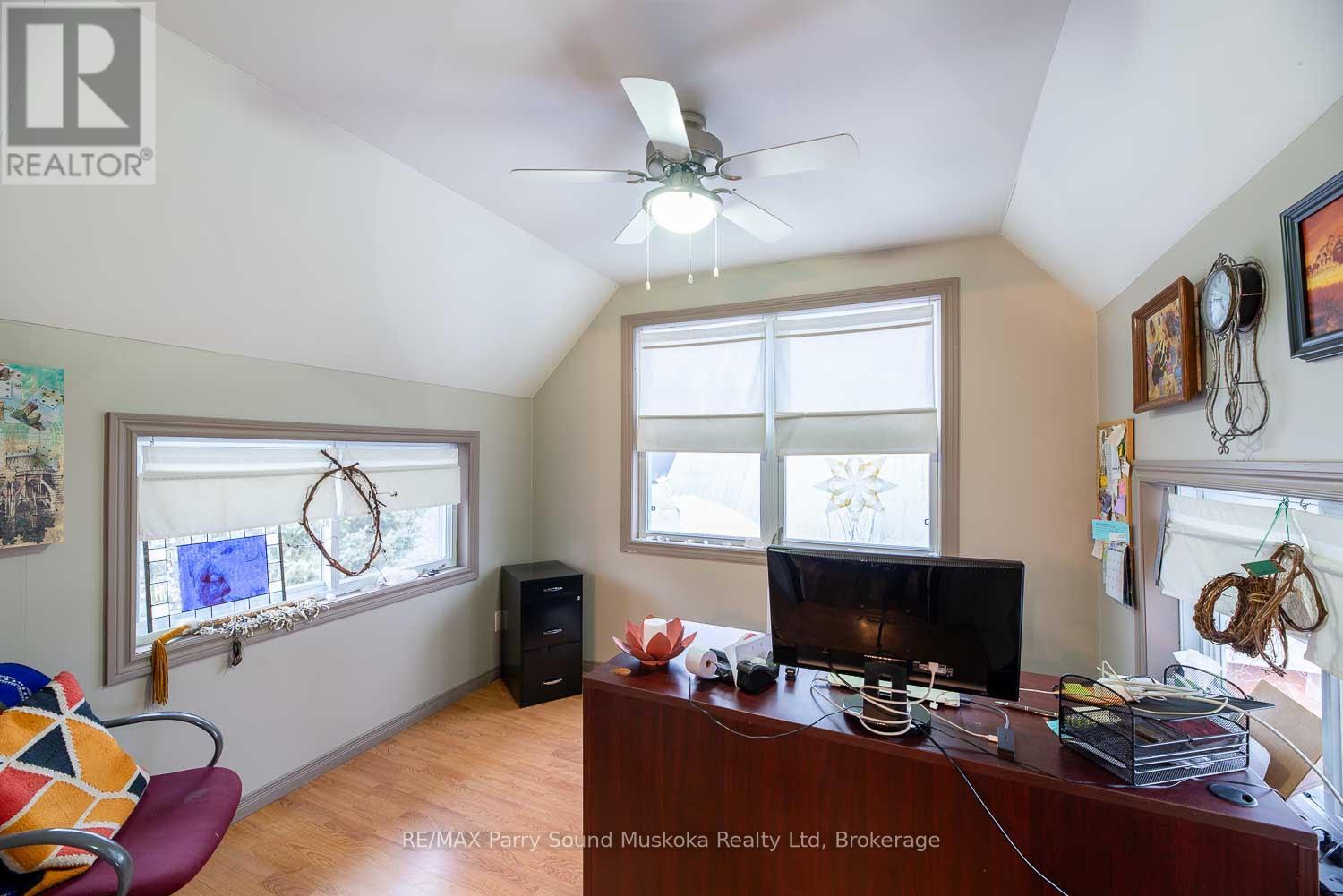 156 Ontario Street, Burk's Falls, Ontario  P0A 1C0 - Photo 16 - X12894842