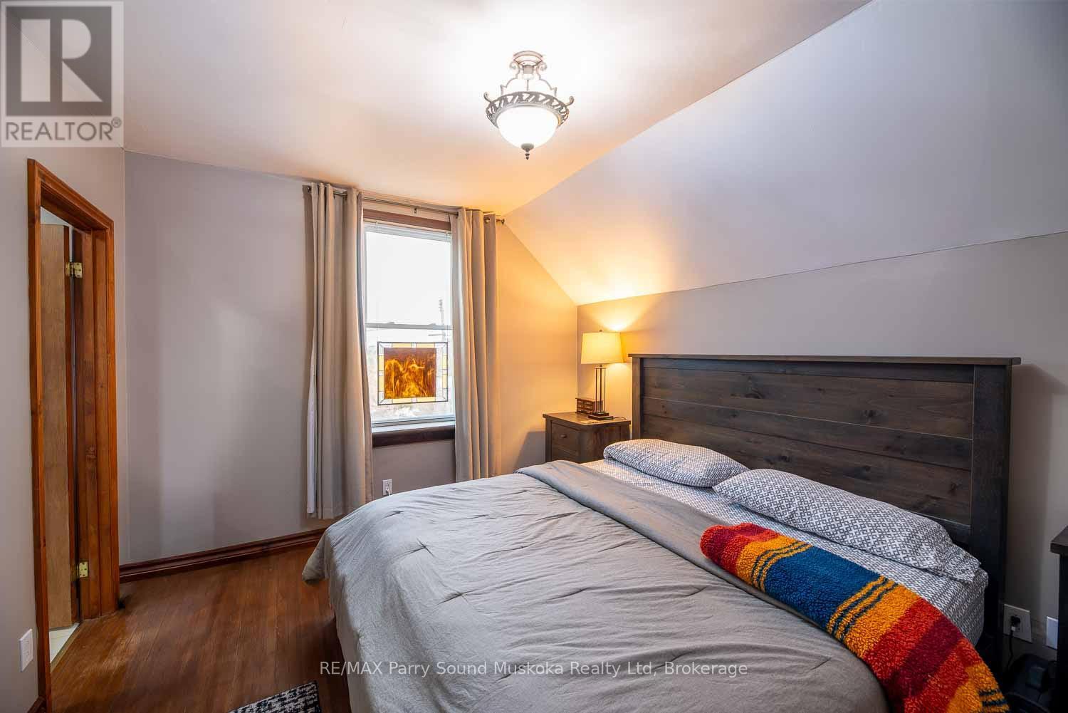 156 Ontario Street, Burk's Falls, Ontario  P0A 1C0 - Photo 18 - X12894842