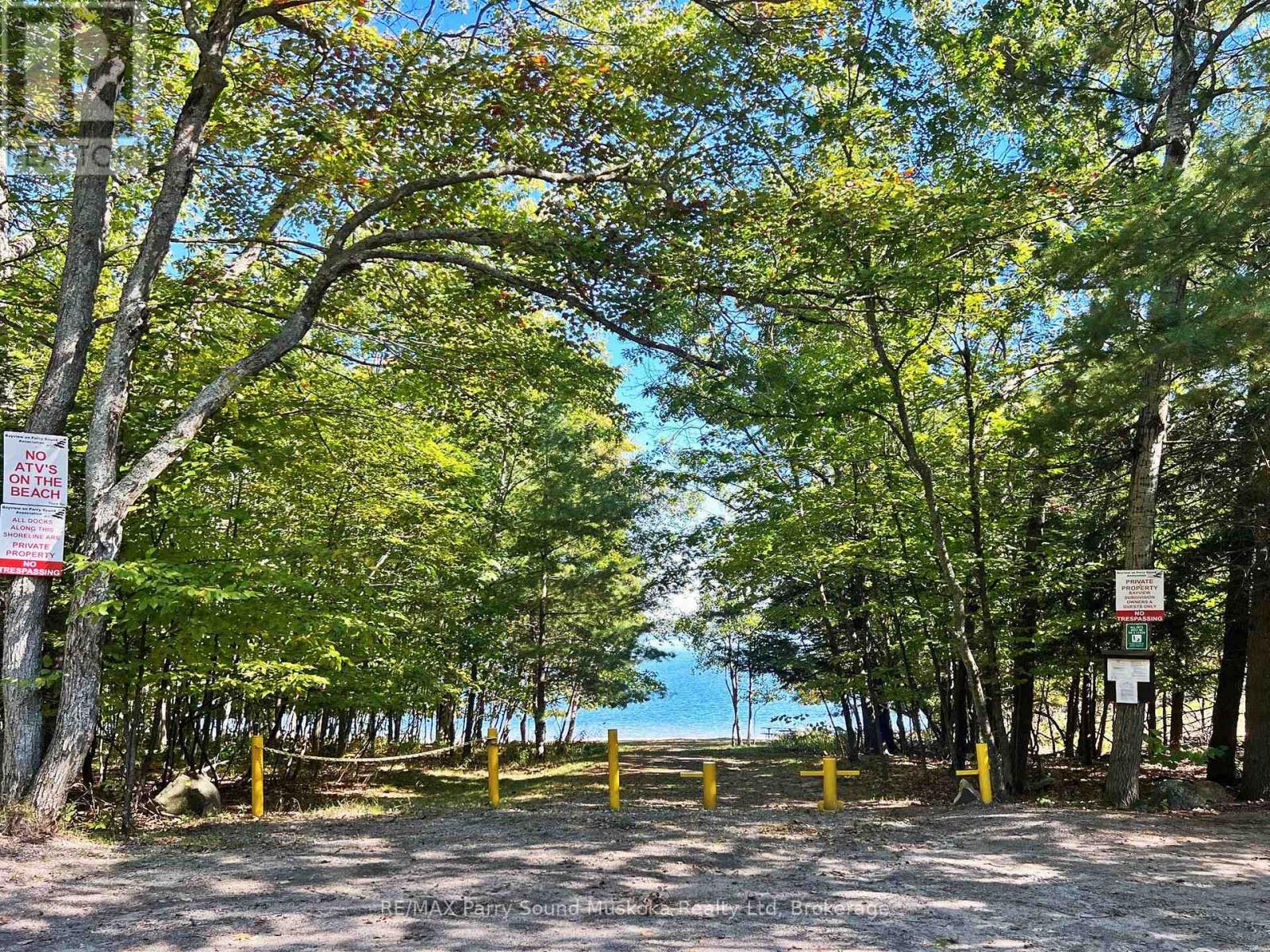 44 Ridgeway Drive, Carling, Ontario  P0G 1G0 - Photo 9 - X12894920