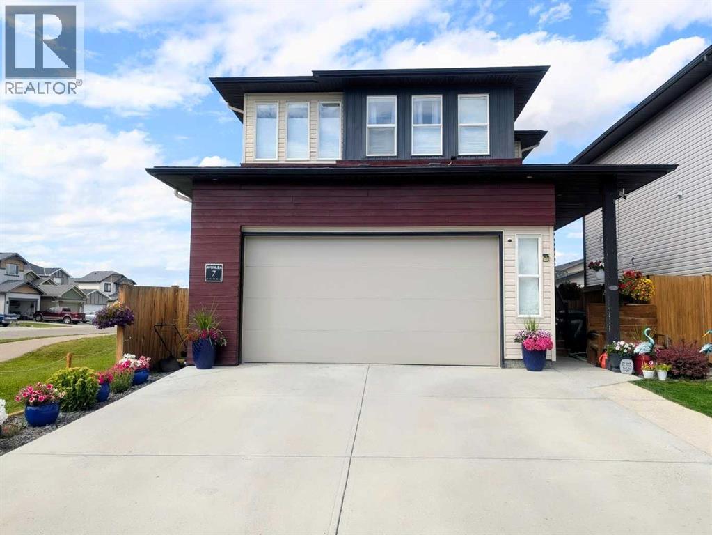 7 Greywolf Road N, Lethbridge, Alberta  T1H 7E8 - Photo 2 - A2293215