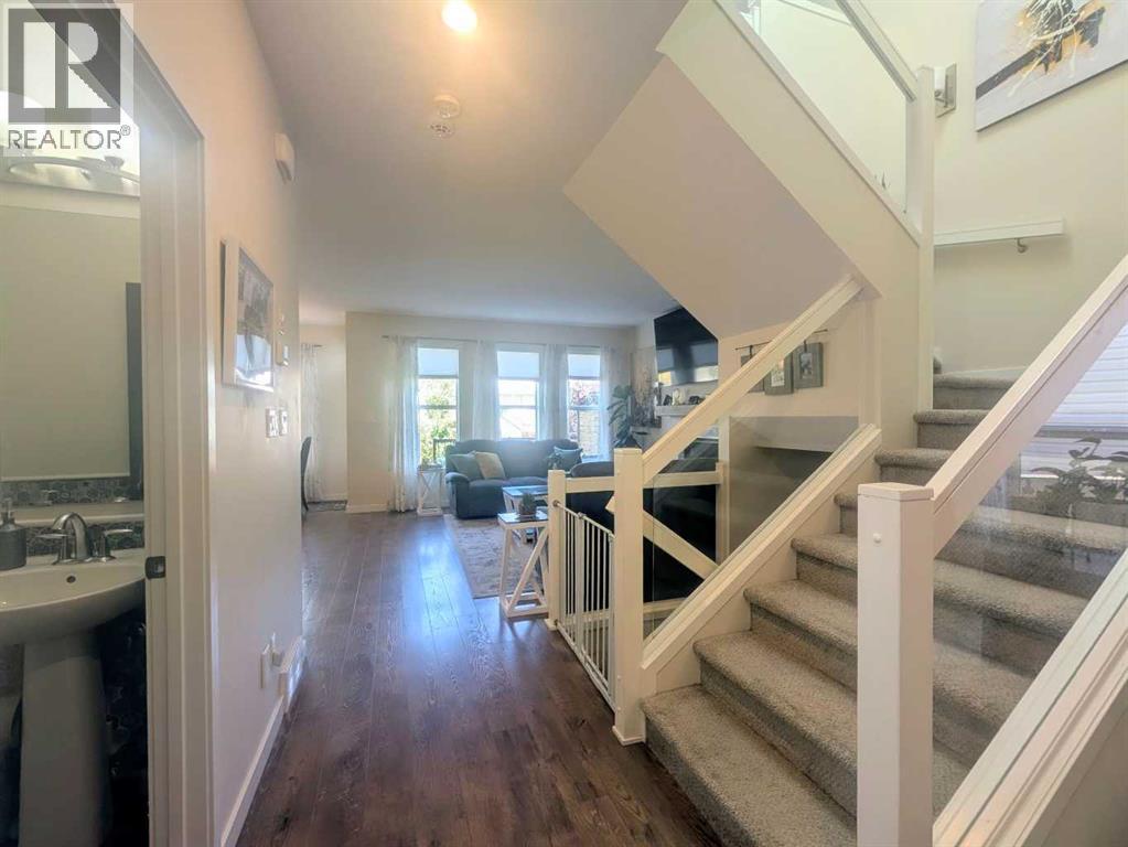 7 Greywolf Road N, Lethbridge, Alberta  T1H 7E8 - Photo 6 - A2293215