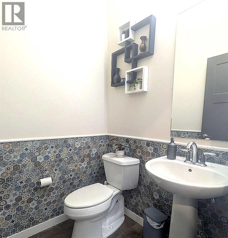 7 Greywolf Road N, Lethbridge, Alberta  T1H 7E8 - Photo 15 - A2293215