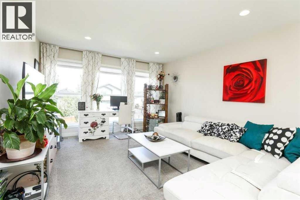 7 Greywolf Road N, Lethbridge, Alberta  T1H 7E8 - Photo 17 - A2293215