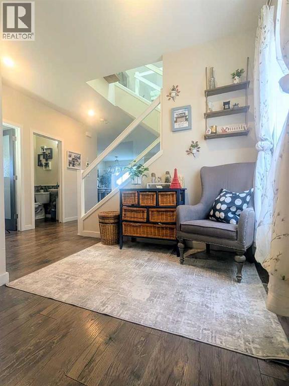 7 Greywolf Road N, Lethbridge, Alberta  T1H 7E8 - Photo 5 - A2293215