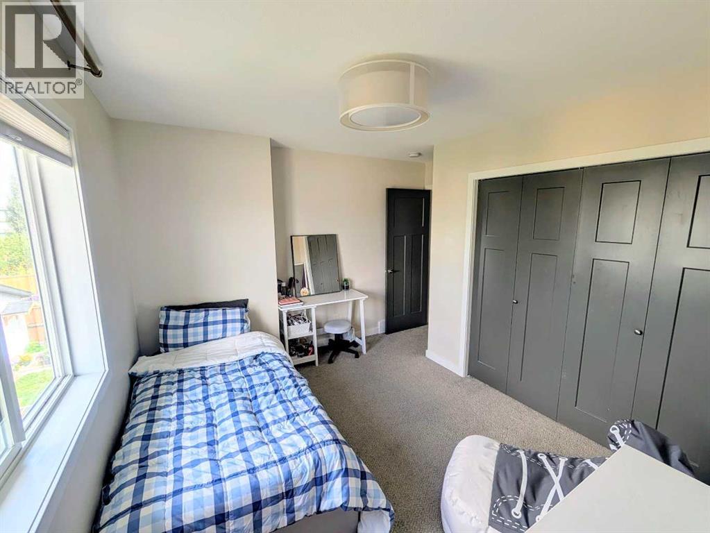 7 Greywolf Road N, Lethbridge, Alberta  T1H 7E8 - Photo 24 - A2293215