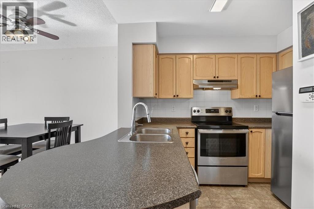 23 Oneida Crescent Unit# 409, Richmond Hill, Ontario  L4B 0A2 - Photo 10 - 40807935