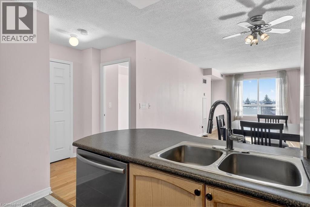 23 Oneida Crescent Unit# 409, Richmond Hill, Ontario  L4B 0A2 - Photo 12 - 40807935