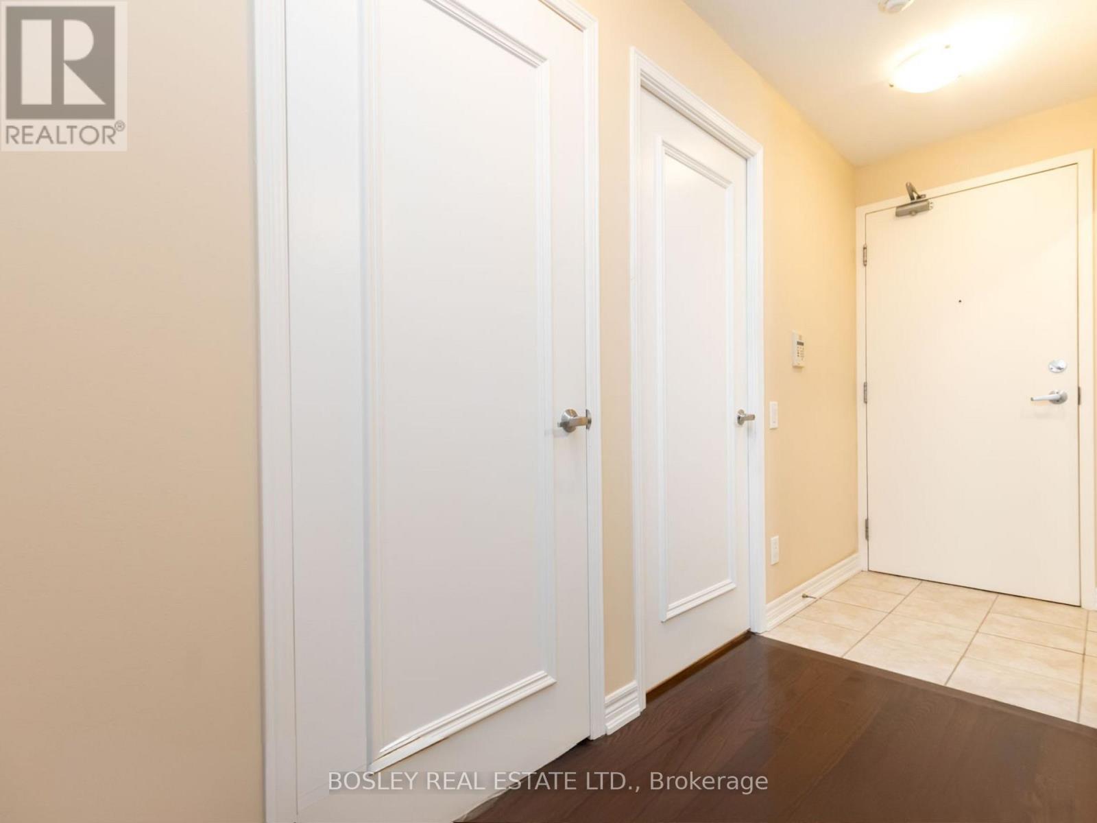 302 - 60 St Clair Avenue W, Toronto, Ontario  M4V 1M1 - Photo 23 - C12894668