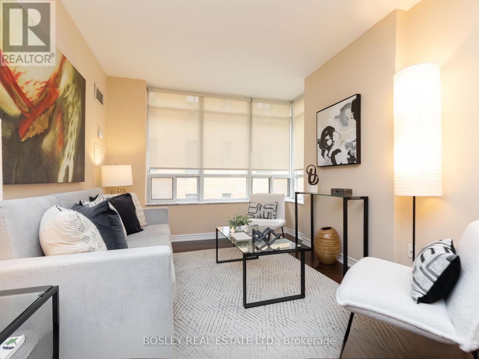 302 - 60 St Clair Avenue W, Toronto, Ontario  M4V 1M1 - Photo 4 - C12894668