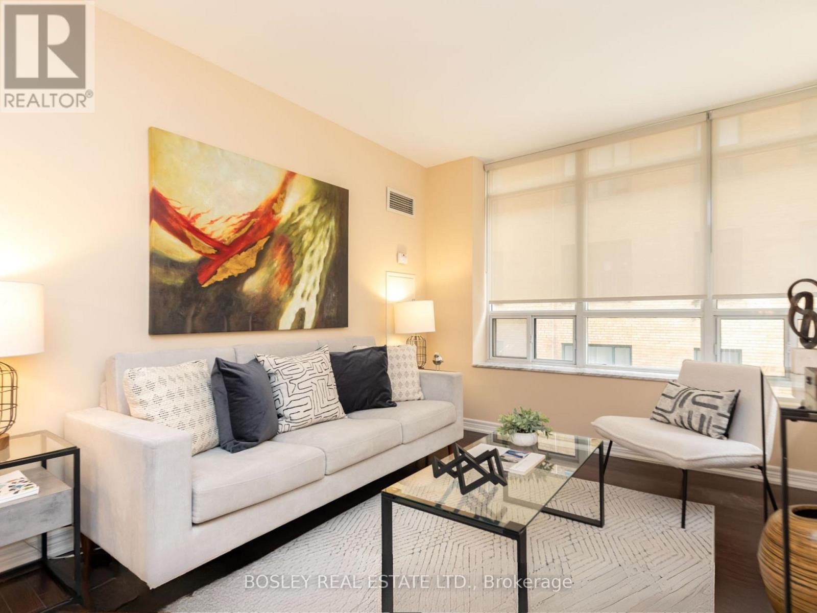 302 - 60 St Clair Avenue W, Toronto, Ontario  M4V 1M1 - Photo 5 - C12894668