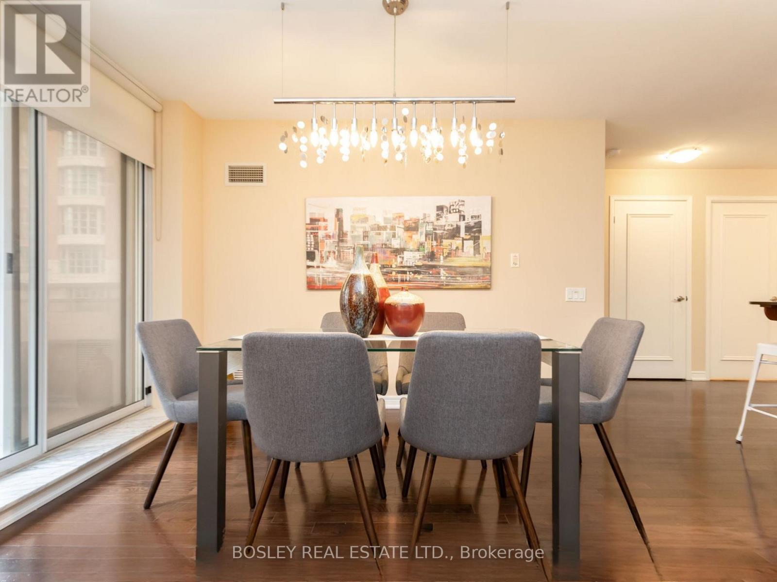 302 - 60 St Clair Avenue W, Toronto, Ontario  M4V 1M1 - Photo 7 - C12894668