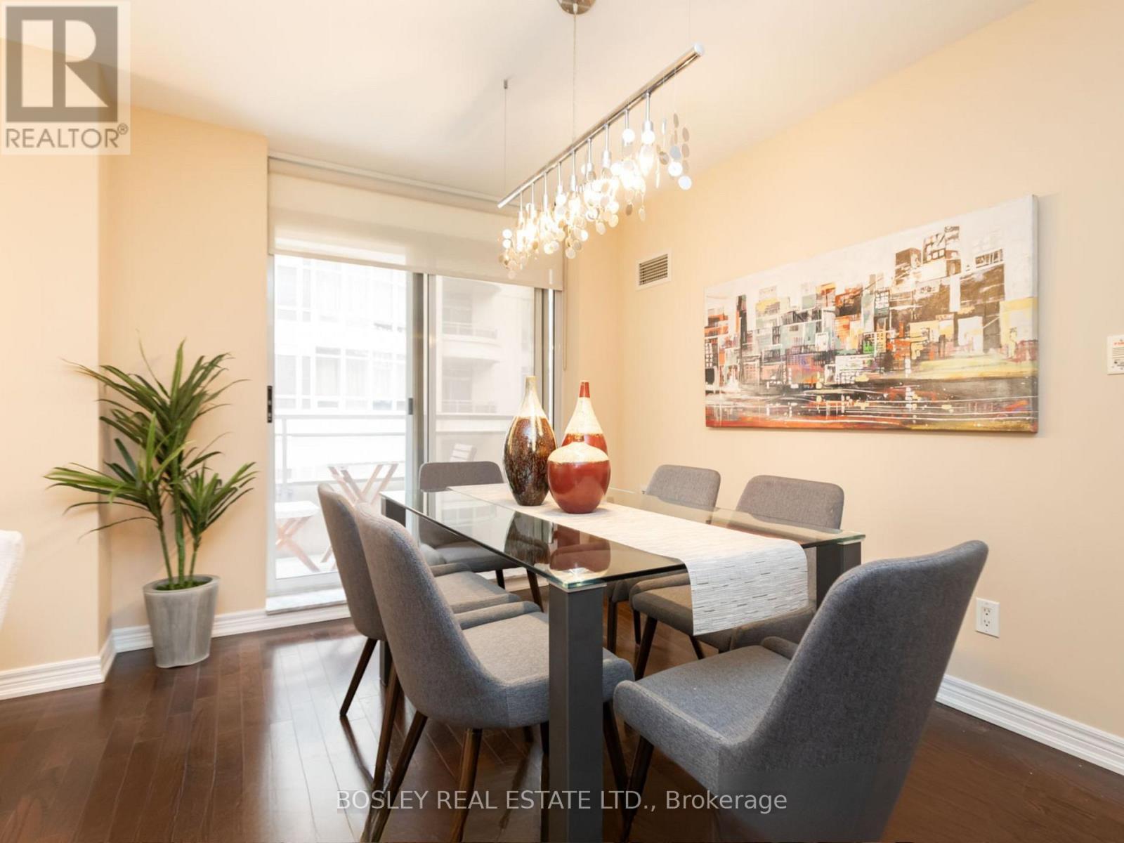 302 - 60 St Clair Avenue W, Toronto, Ontario  M4V 1M1 - Photo 9 - C12894668