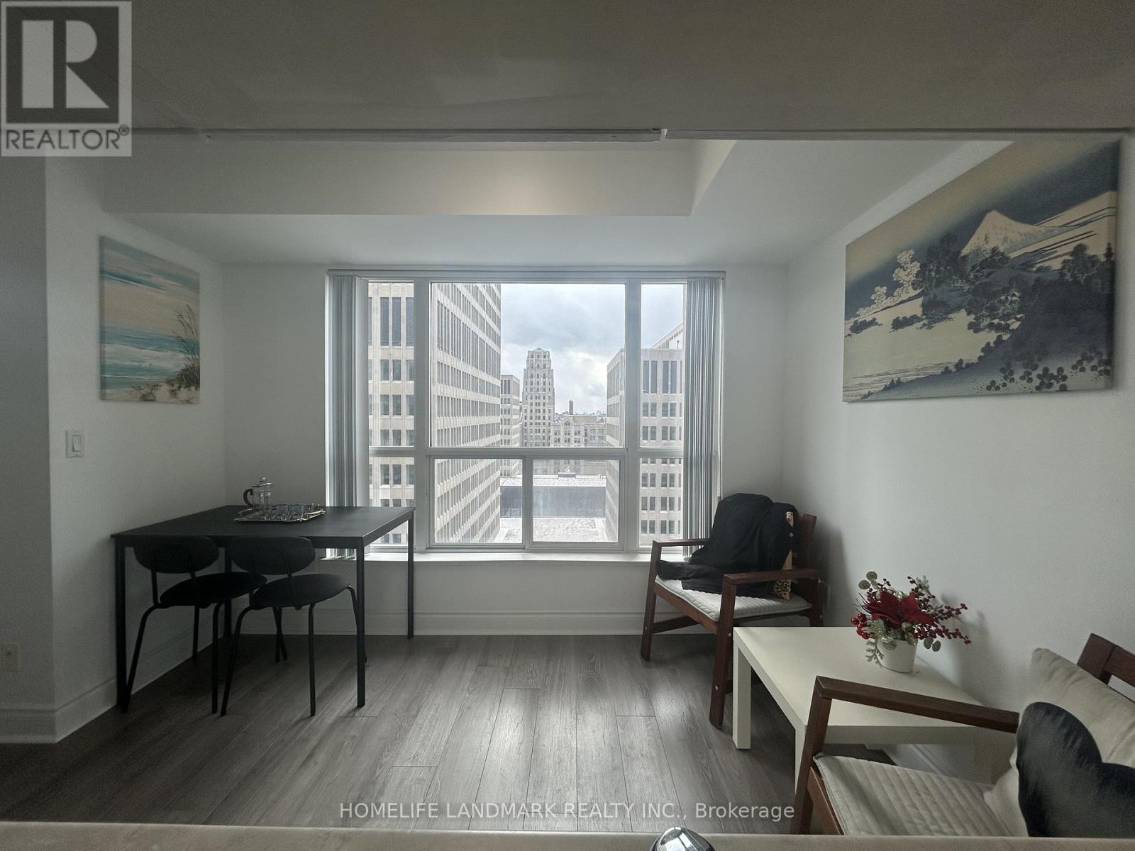 1204 - 909 Bay Street, Toronto, Ontario  M5S 3G2 - Photo 12 - C12894684