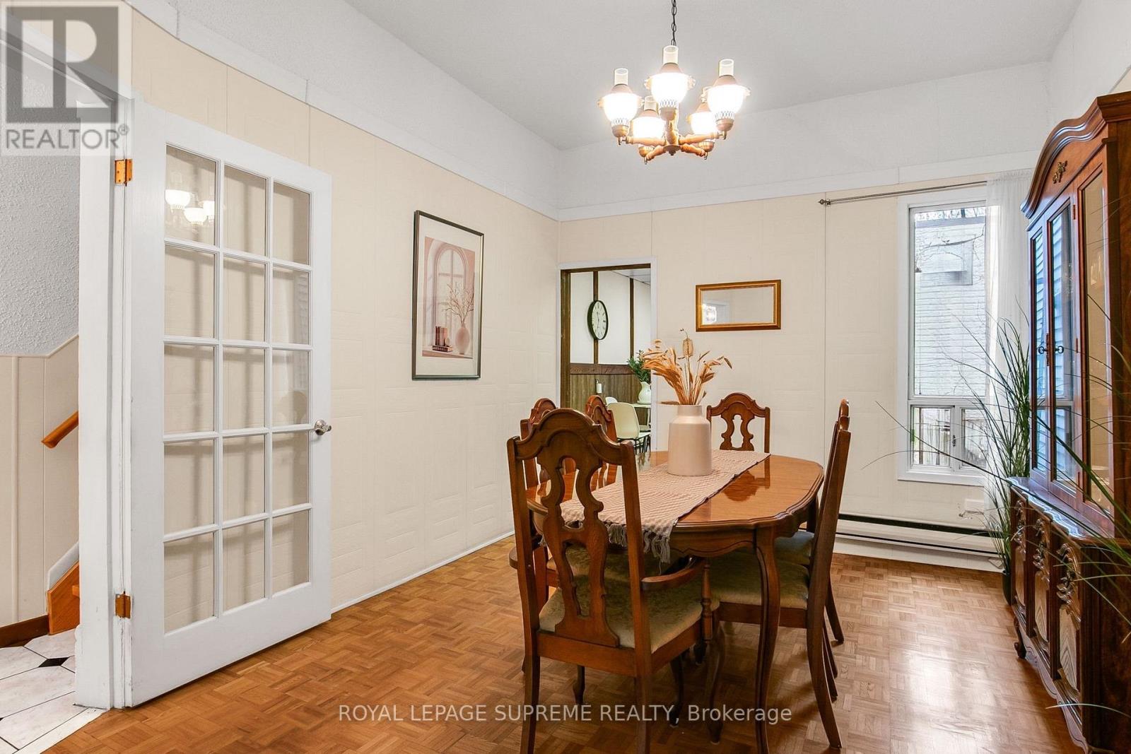 163 Beaconsfield Avenue, Toronto, Ontario  M6J 3J7 - Photo 11 - C12894742