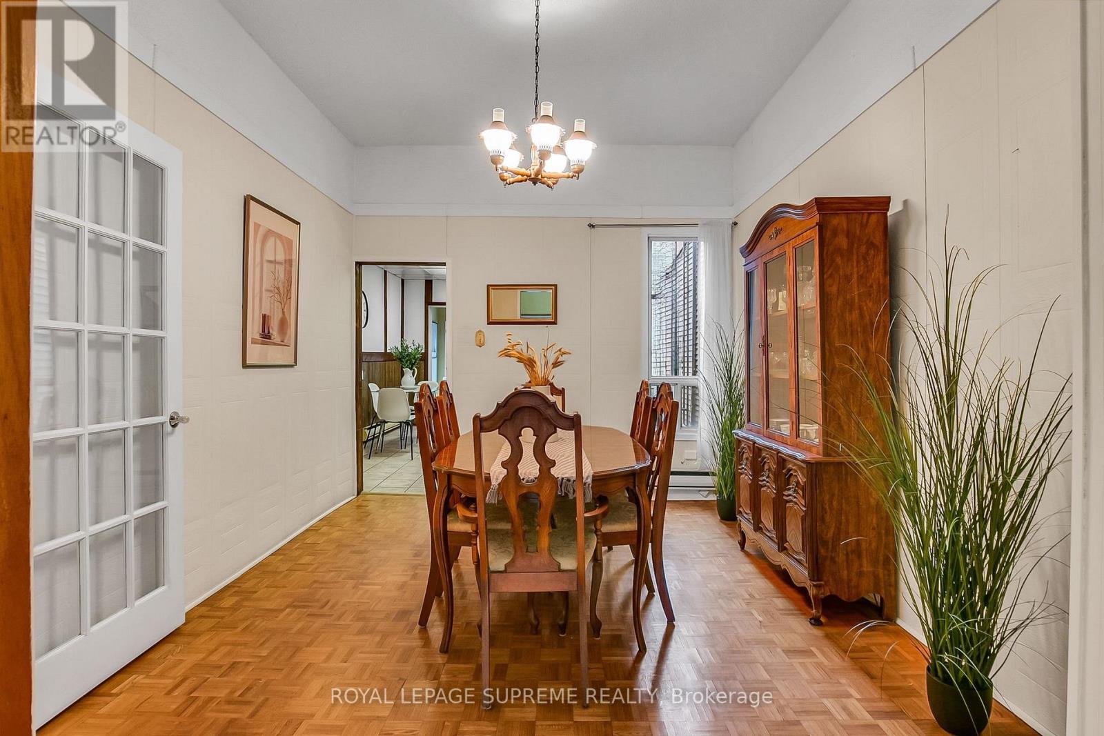 163 Beaconsfield Avenue, Toronto, Ontario  M6J 3J7 - Photo 12 - C12894742