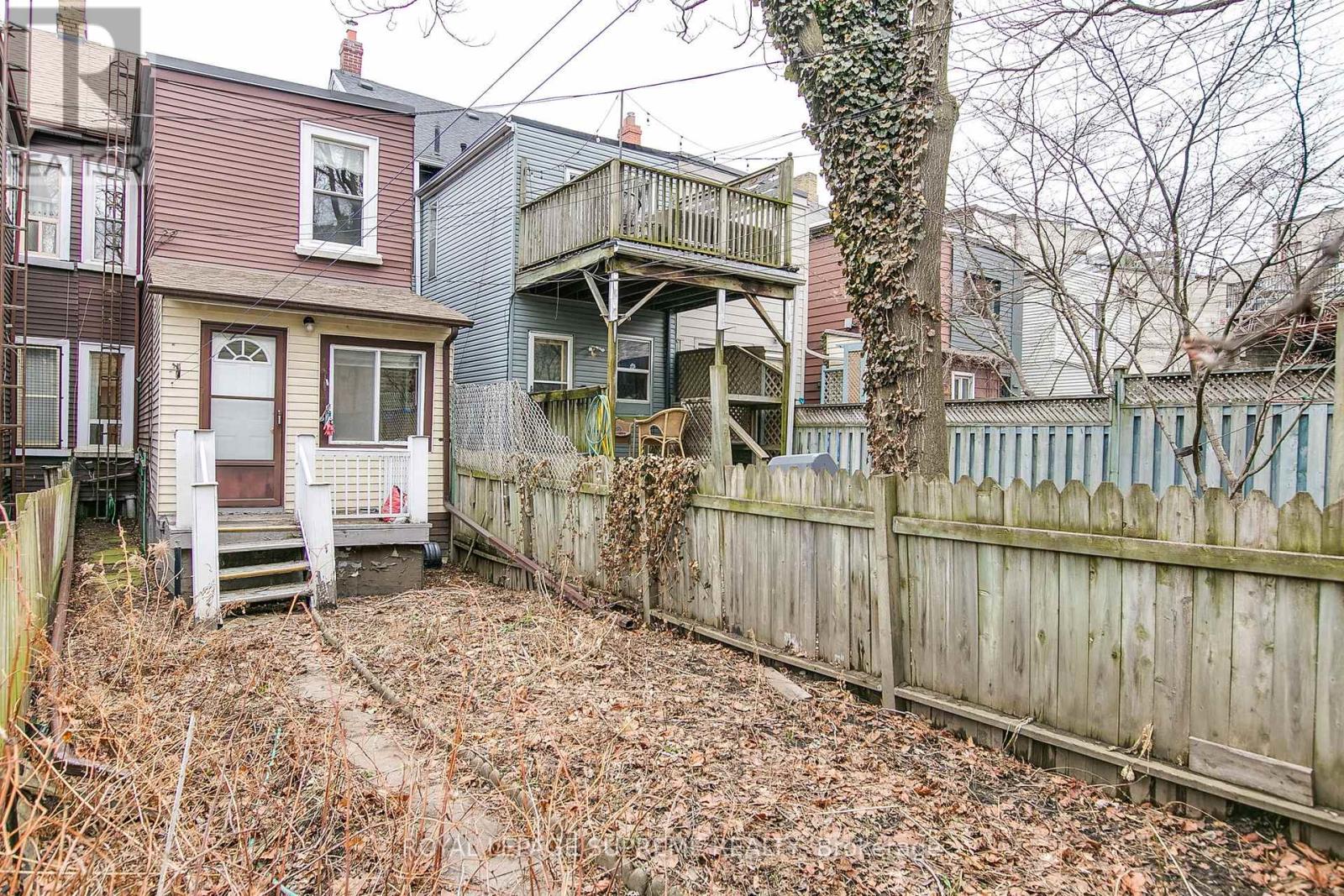 163 Beaconsfield Avenue, Toronto, Ontario  M6J 3J7 - Photo 31 - C12894742