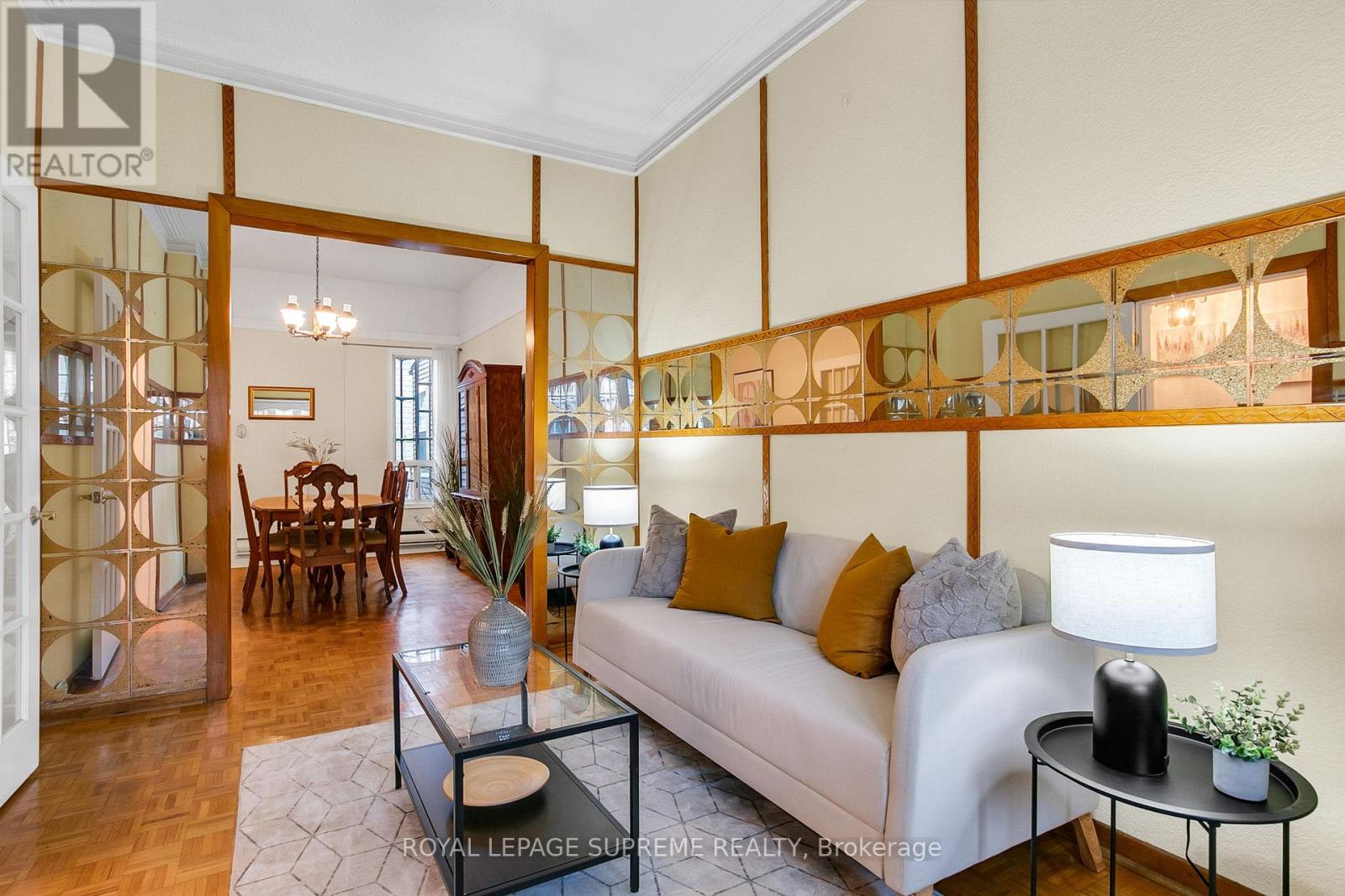 163 Beaconsfield Avenue, Toronto, Ontario  M6J 3J7 - Photo 7 - C12894742