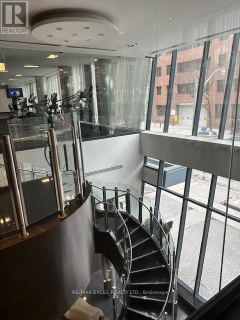 2901 - 28 Ted Rogers Way, Toronto, Ontario  M4Y 2W7 - Photo 12 - C12894780